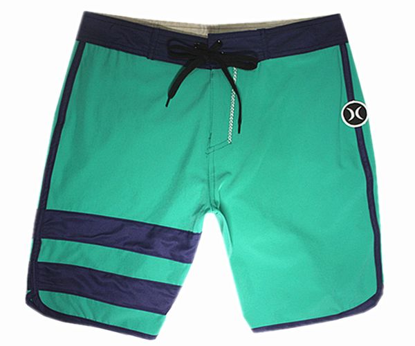 pantaloncini attillati