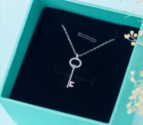 

100% real. 925 sterling silver jewelry love key pendant necklace with white crystals cz rolo chain 18inch women's gift gtlx1011