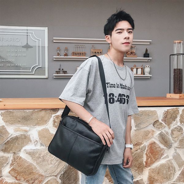 

new 2019 fashion shoulder bag messenger bag outdoor trend korean leisure