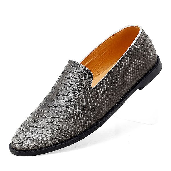 

new 2020 men loafers shoes slip-on moccasins casual men shoes leather men's driving flats, Black