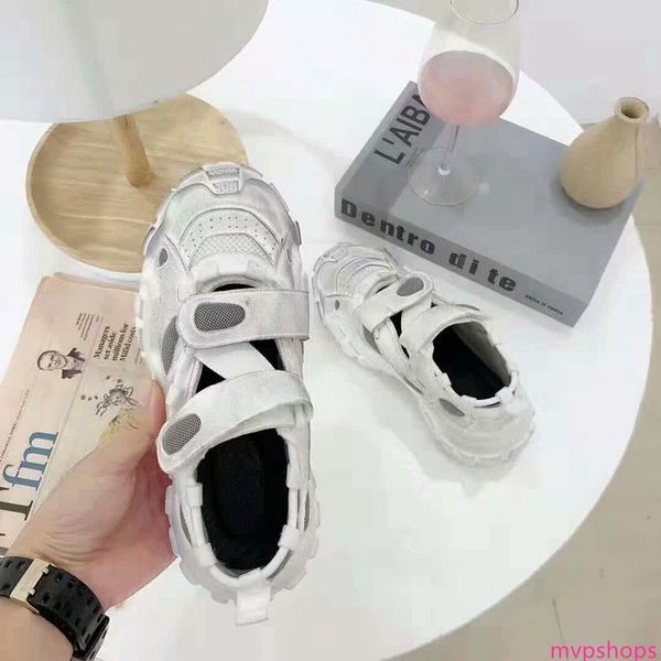 

модельер новой личности старой грязной обувь повседневной обувь звезда с той же пунктом дышащих плоским популярным студента обувью 35-39