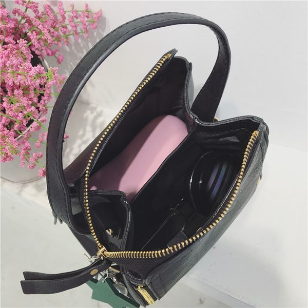 

kyyslo pu leather women's bag handbag fashion korean version of the messenger bag casual wild shoulder portable bucket