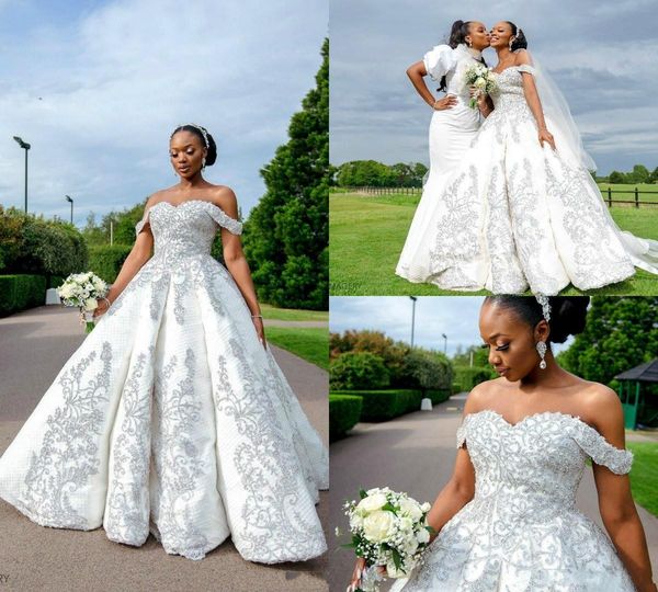 

2020 luxury black girl a line wedding dresses off shoulder lace appliques beaded cap sleeves sweep train open back plus size bridal gowns, White