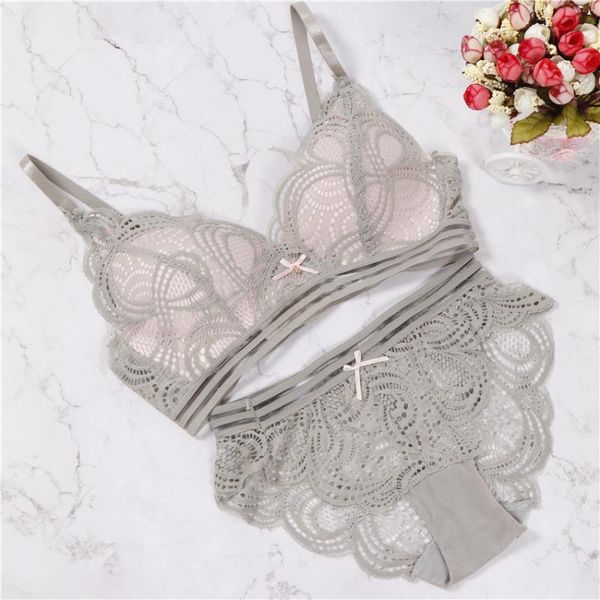 

2020 fashion wireless bra set push up bra lingerie sets soft underwear women brand and panty sets, Red;black