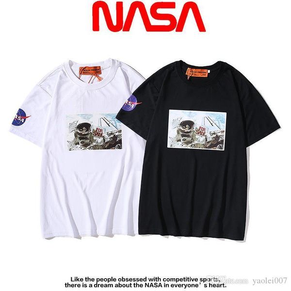 

дизайнер мужского tshirt весной и летом новые совместные астронавты звездного неба печать tshirt улица пара случайный короткий т, White;black