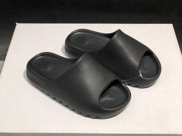 

оптовая 2020 foam runner kanye west сандалии обувь пены runner гонщик спорт пляж сандалии обувь кроссовки женщины скелет конструктор обуви, Black