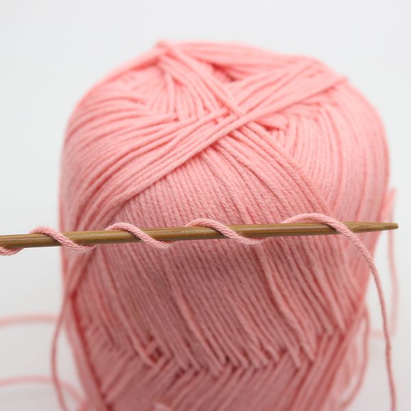 

50grams 100% cotton yarn organic combed yarn for knitting wearable washable suggest needle no. 2, Black;white