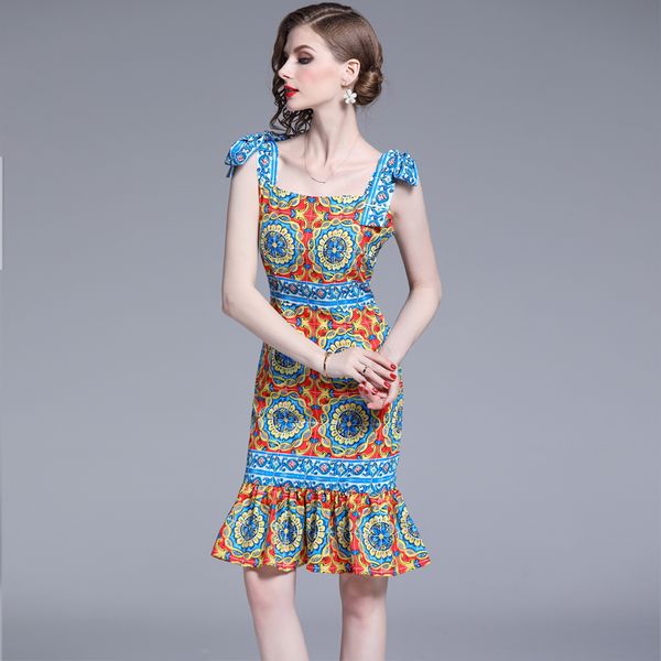 

2019 fashion runway summer strape dress women's sleeveless blue and white porcelain flower print ruffles bodycon mermaid dress, Black;gray