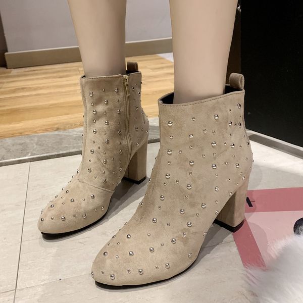 

plus size short boots women 2019 suede square heels winter boots rivet ankle for women square heel shoes botas mujer, Black