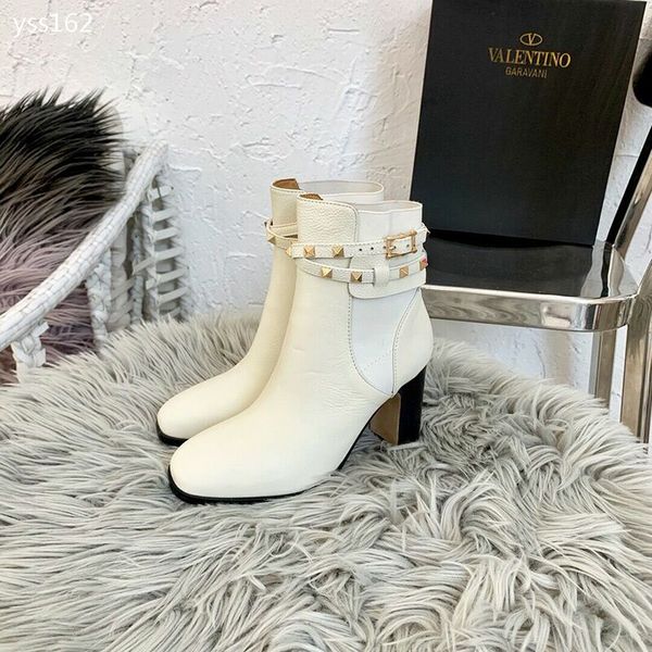 

british style 2019 autumn new thick heel rivet leather high heel women boots fashion short boots simple calfskin booties martin boots, Black