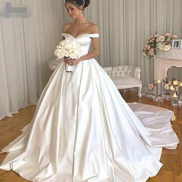 

new romantic off the shoulder elegant princess wedding dresses sweetheart 2020 celebrity ball gown vestido de noiva bridal gowns buttons, White