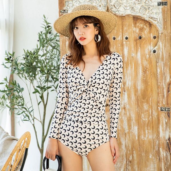 

ins солнцезащитный крем бикини купальник женский цельный с длинным рукавом консервативный живот-покрытие тонкий сексуальный треугольник бики, White;black