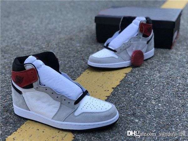 

air aauthentic 1 high og retro white black light smoke grey men basketball shoes 555088-126 1s suede varsity red man sneakers with box