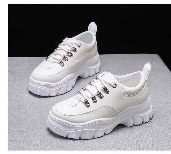 scarpa da tennis bianca