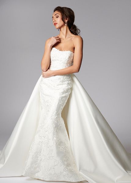 

elegant mermaid wedding dresses with detachable train strapless sleeveless appliques lace bridal gowns sweep train robes de mariÃ©e, White