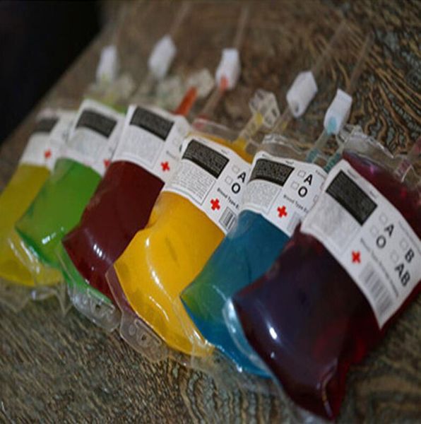 300ml Moda En iyi fiyat Temizle Food Grade PVC Malzeme Yeniden kullanılabilir Kan Enerji İçeceği Çanta Halloween Kılıfı Dikmeler Vampire