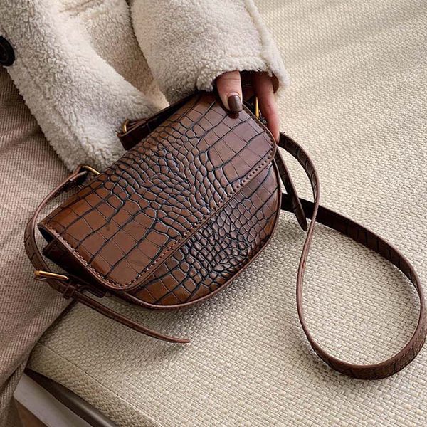 

женщина сумка осень и зима простой ретро одно плечо седло повседневная марка мода дикий crossbody сумки для женщин