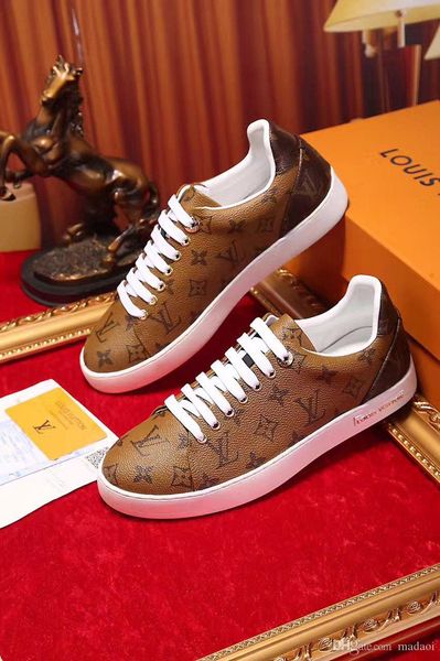 

18ss luxury brands конструкторы 2020 новая мода женская обувь черный удобные мягкие резиновые korean lady flat sneaker yecq2, Black