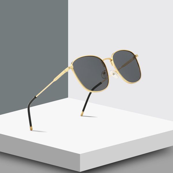 gafas de sol modernas