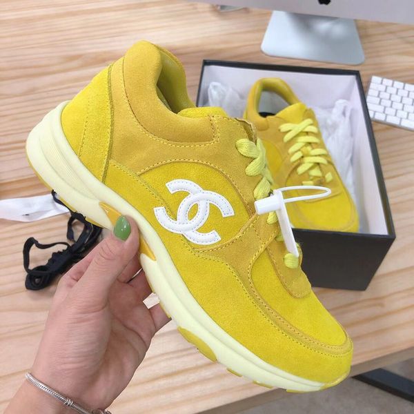 

Роскошные женские ботинки конструктора замши телячьей тапки моды Роскошный тренер кроссовки New Style Женщины Повседневная обувь Лучшие качества Размер 35-41