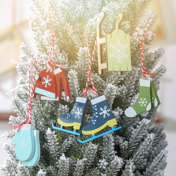 

5pcs christmas tree hanging ornament wooden hanging pendants skiing theme christmas decorations for home