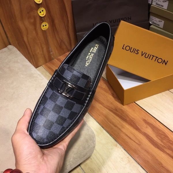 

20ss mens leather shoes men casual shoes luxury brands 2019 mens loafers man moccasins breathable slip on black driving shoes black