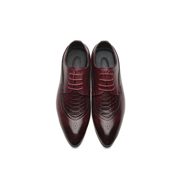 

2019 men classic dress shoes leather wingtip carved italian formal shoes oxford sneakers pointed leather dress shoes, Red;white