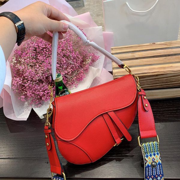 

20202019 известный дизайнер дамская сумочка новое письмо сумка качество кожа сумка роскошь седло сумка