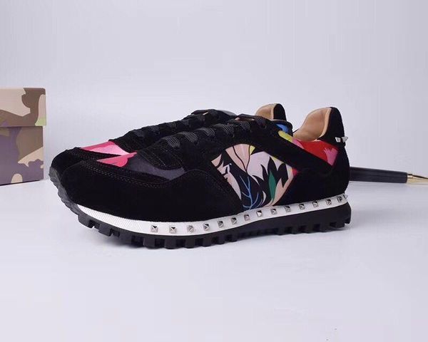 

2019spring and summer new v home camouflage casual men and women couple sports shoes rivets lace leather color matching tide shoes, Black