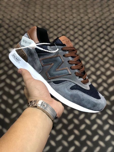 

latest breathable four seasons fashion luxury casual wild travel women's running shoes low-high-quality men's sneakers06, Black