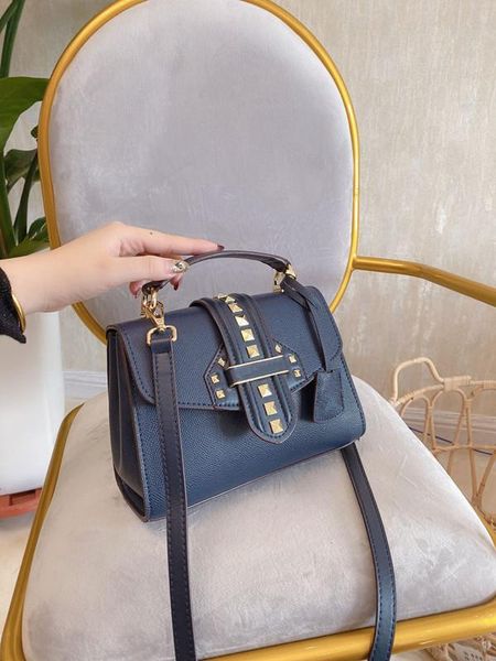 

дизайнеѬ-2019 newset женина вокого каева ђмки бѬенд ђмка женина ђмка bleecker пл