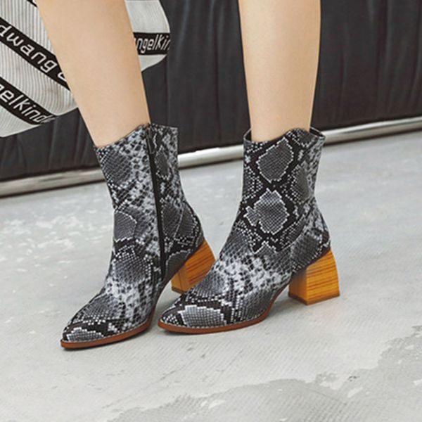 

fashion pure color round toe zipper boots square heels vintage women boots plus size 43 classical european ladies shoes, Black