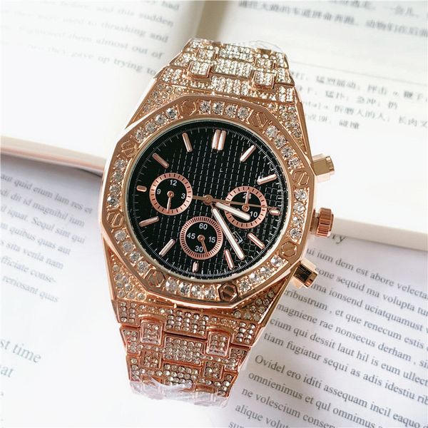 

марка мужчины алмазный часы спорт royal oak замороженный часы щепка нержавеющей стали дизайнер наручные часы движение 42,5 часы montre de lu, Slivery;brown