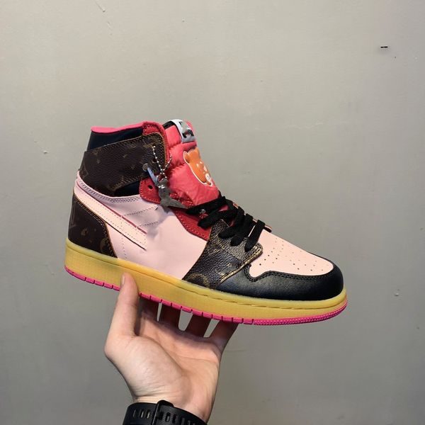 

2020 latest brand fashion high-men's and women's casual sports shoes are tailored to the highest quality, size: 36-45, Black