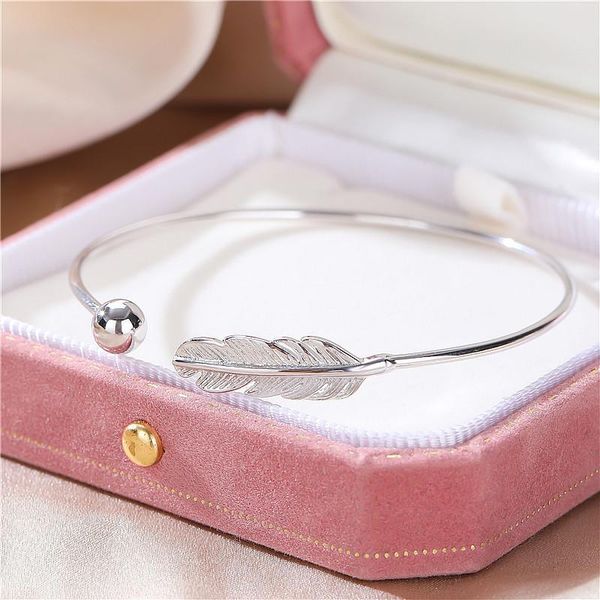 

tongti s925 pure silver feather silver ball bracelet women's art simple opening bracelet adjustable bracelet manufacturer wholesale, Black