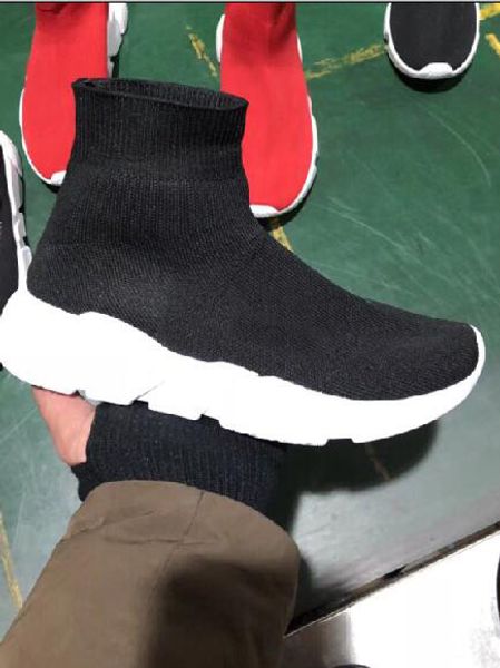 

2019 luxury casual shoes flat fashion men socks red triple black stretch mesh high women sneaker speed trainer runner