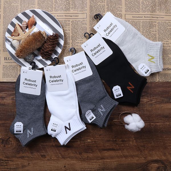 

2019 spring and autumn new men athletic socks sport basketball cotton boat socks hiking jogging socks, Black