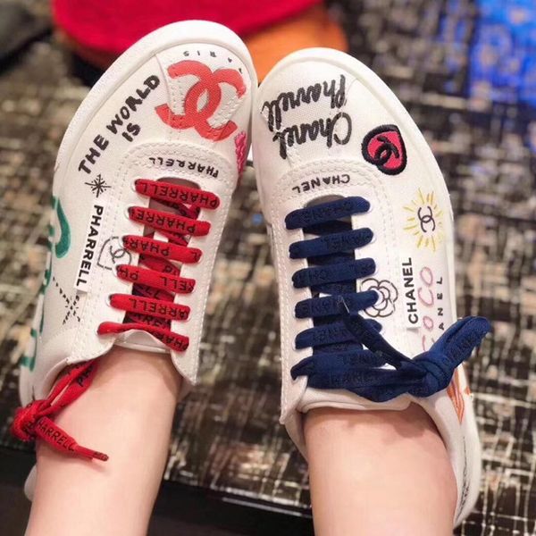 

2019 ummer new women white canva neaker graffiti low neaker fa hion brand de igner hoe men luxury flat trainer with box