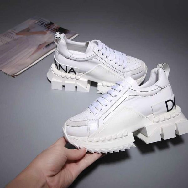 

New brand ca ual men and women non lip rubber luxury hoe fitne travel hoe fa hion couple port hoe