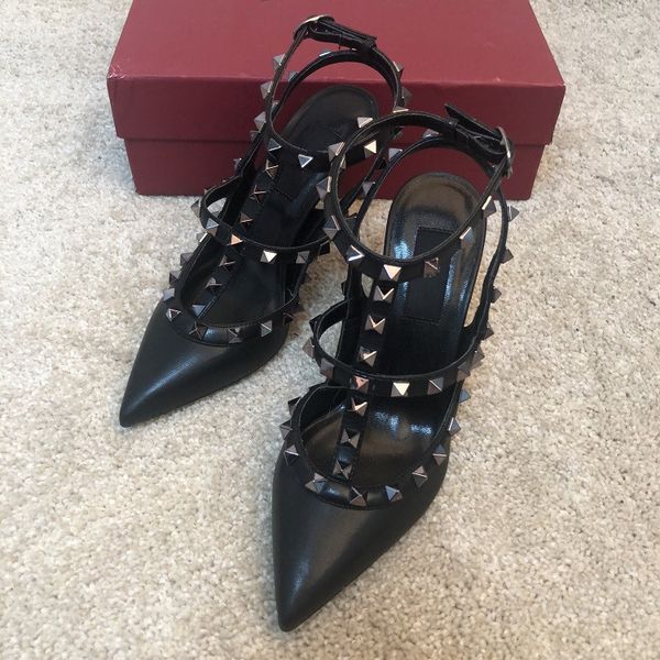 

2020 fashion pointed toe 2-strap studs high heels black leather rivets sandals women studded strappy dress shoes valentine high heel shoes
