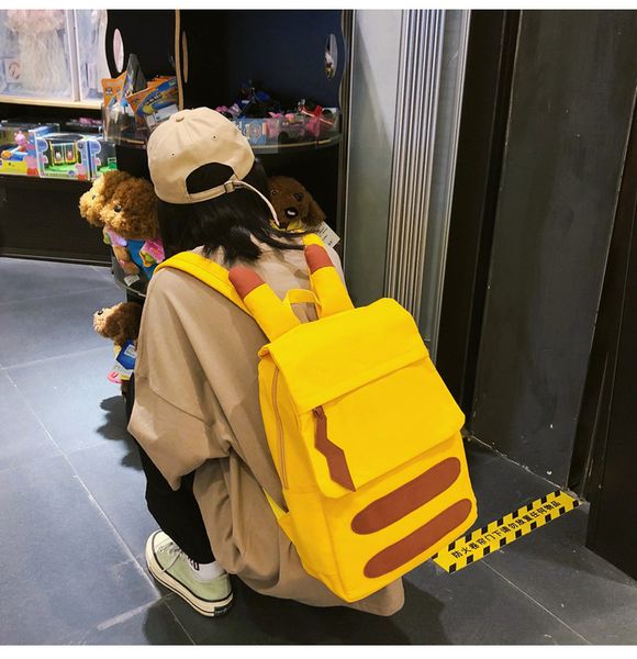 

backpack with vintage dotted canvas bag, with emphasis on sports bag, pocket, shoe bag and backpack