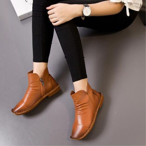 

new casual genuine leather women's booties autumn winter fashion retro flat women's boots comfortable stable mother's shoes, Black