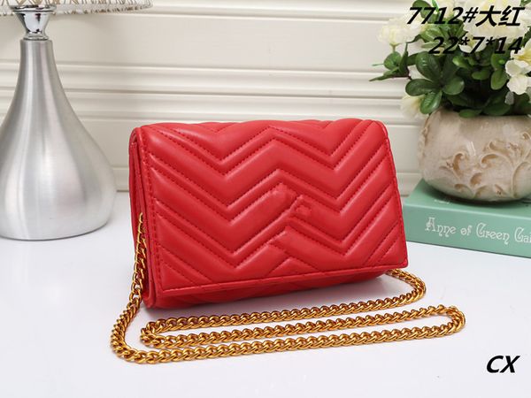 

2020 fashion zipper women's bag leisure small single shoulder messenger bag solid color mobile phone bag chain lock delivery
