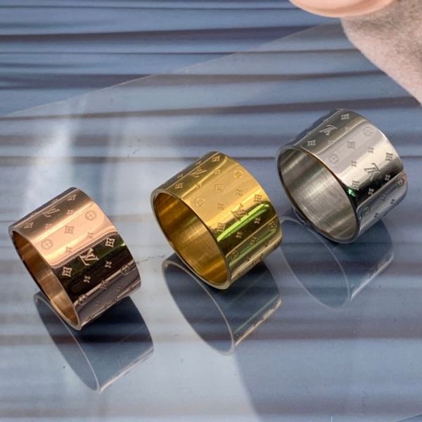 

2019 luxury 316 titanium teel ilver wide large love letter flower wedding band ring for men women hipping