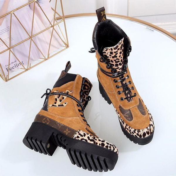 

luxury designer lv women fashion boots snow laureate platform desert boot chaussures de femme lady fashion shoes luxury design botte, Black