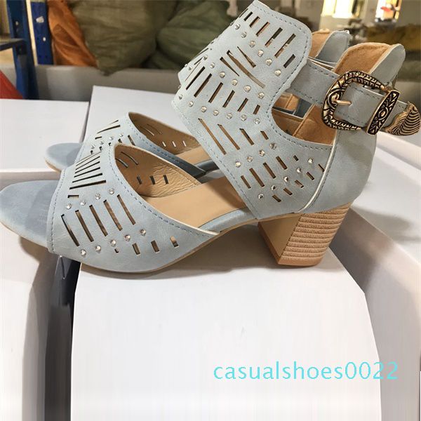 

2020 new women leather sandal designer carved hollowed-out thick high heels black western style fish mouth shoes us4-12 with box c22