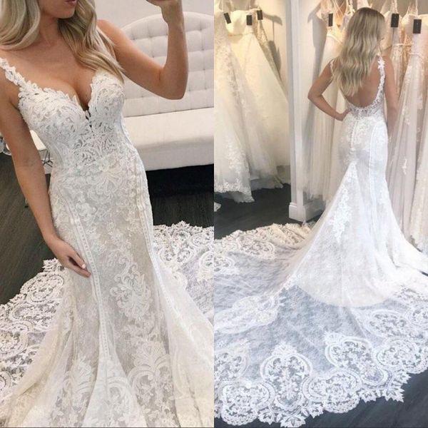 Vintage Berta Mermaid Dantel Gelinlik Aplike Kayışlar V Boyun Sırtsız Gelişleri Şapeli Plus Boyut Vestidos De Nnovia