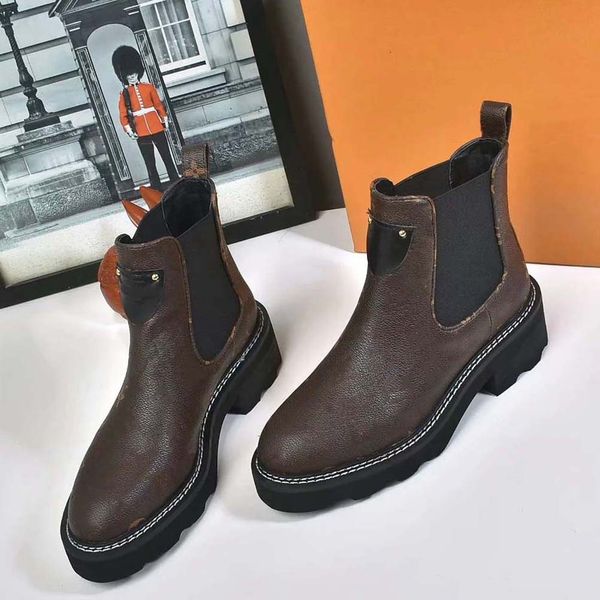 

dhl women high-quality heels boots ankle boots real leather shoes fashion shoes winter/fall fashion boots rivet with box eu:35-41 02 l4, Black