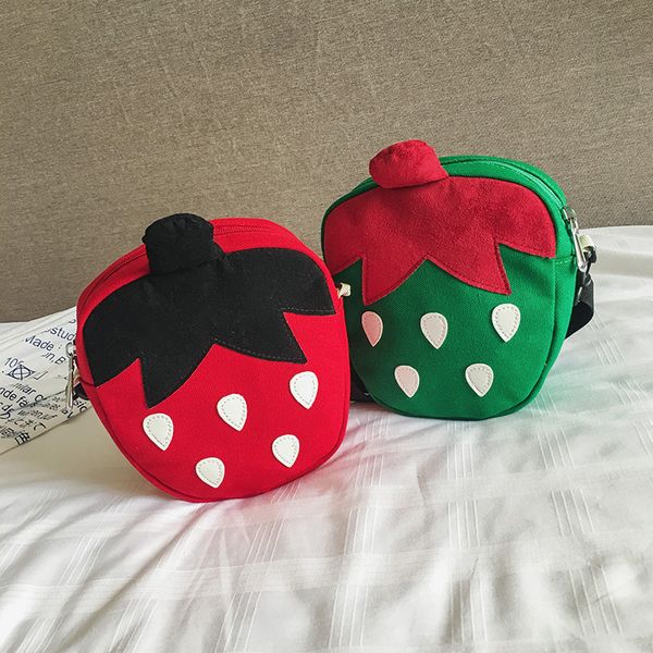 

2020 new style children creative cartoon nylon shoulder bag large pineapple modeling cute girls accessories shoulder bag fashion