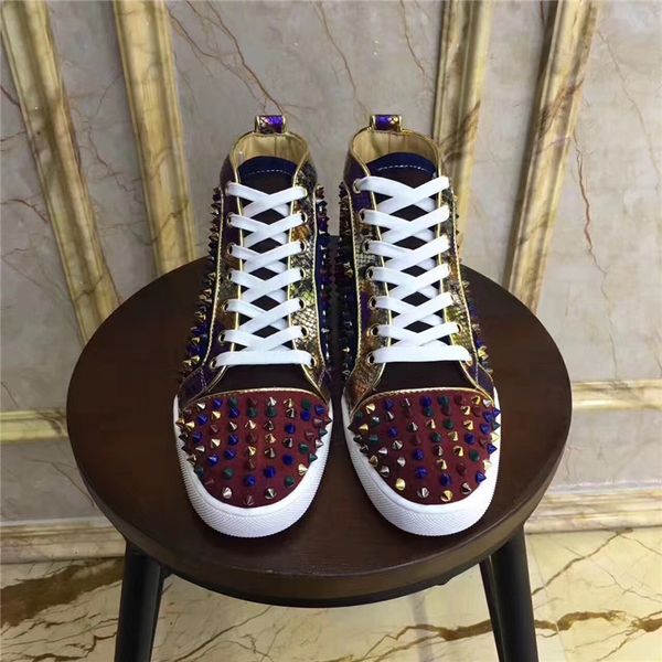 

2020 new european and american designer fashion brand online red men's high-end couple shoes with high-end red background 36-45, Black